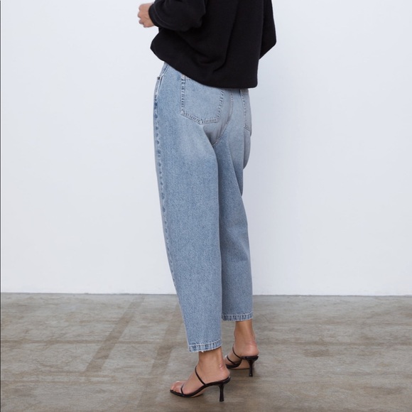 Zara High Waisted Slouchy Fit Jeans - Picture 3 of 14